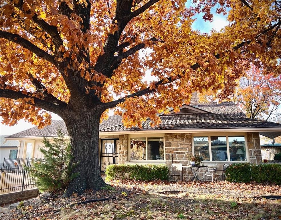 Listing Photo MLS #HMS2603436
