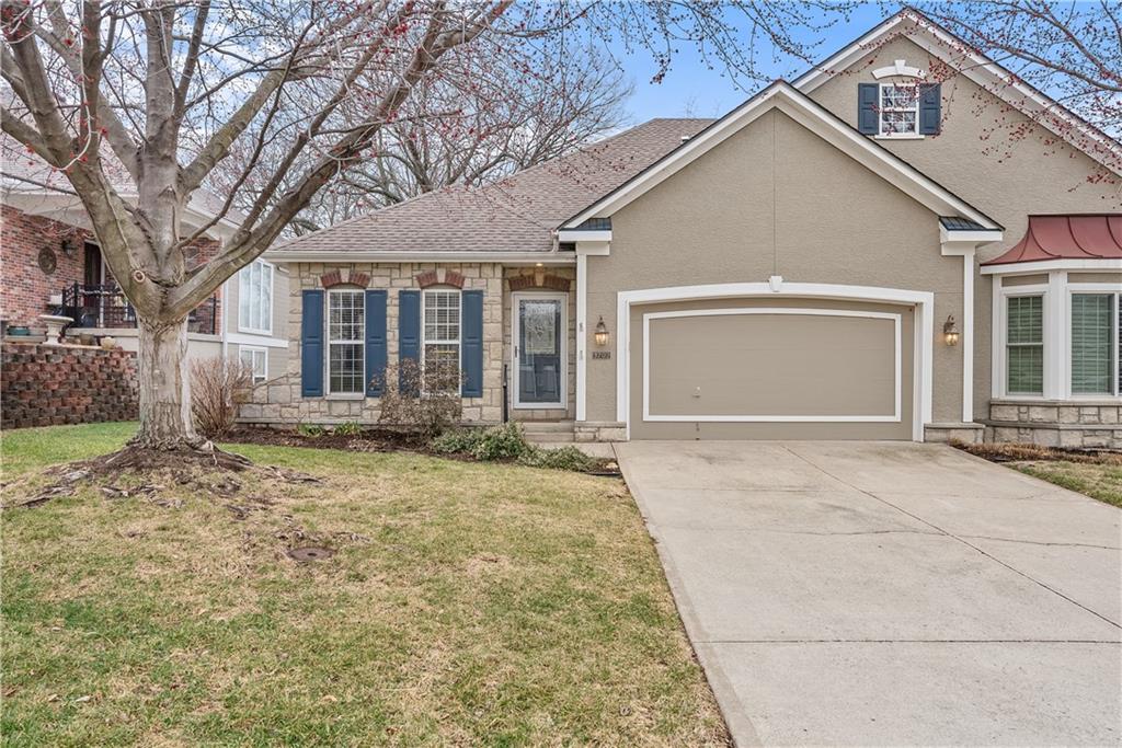 Listing Photo MLS #HMS2603697