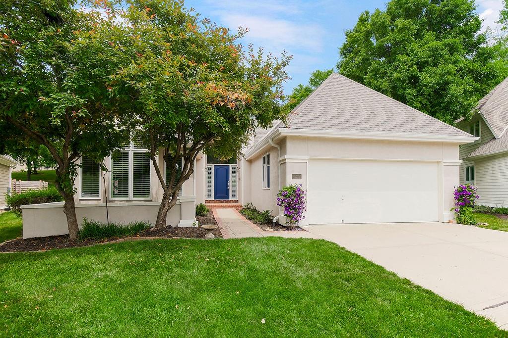 Listing Photo MLS #HMS2603804