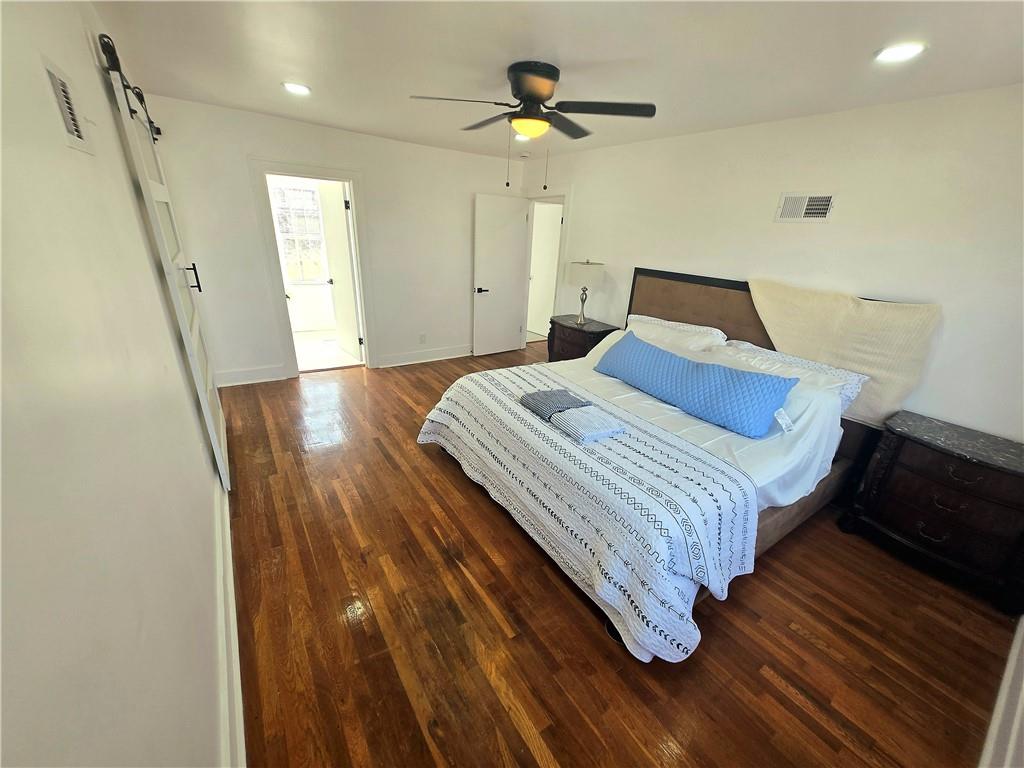 Listing Photo MLS #HMS2603900