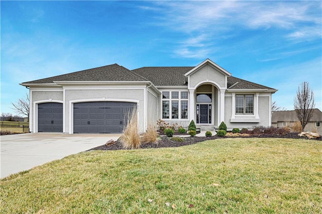 Listing Photo MLS #HMS2604645