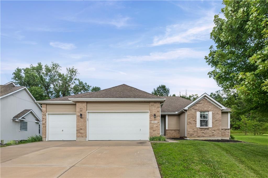 Listing Photo MLS #HMS2605141