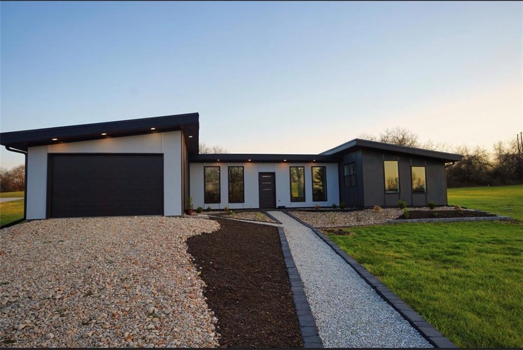 Listing Photo MLS #HMS2605418