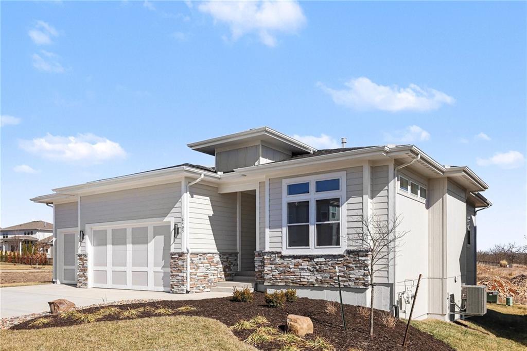 Listing Photo MLS #HMS2605521