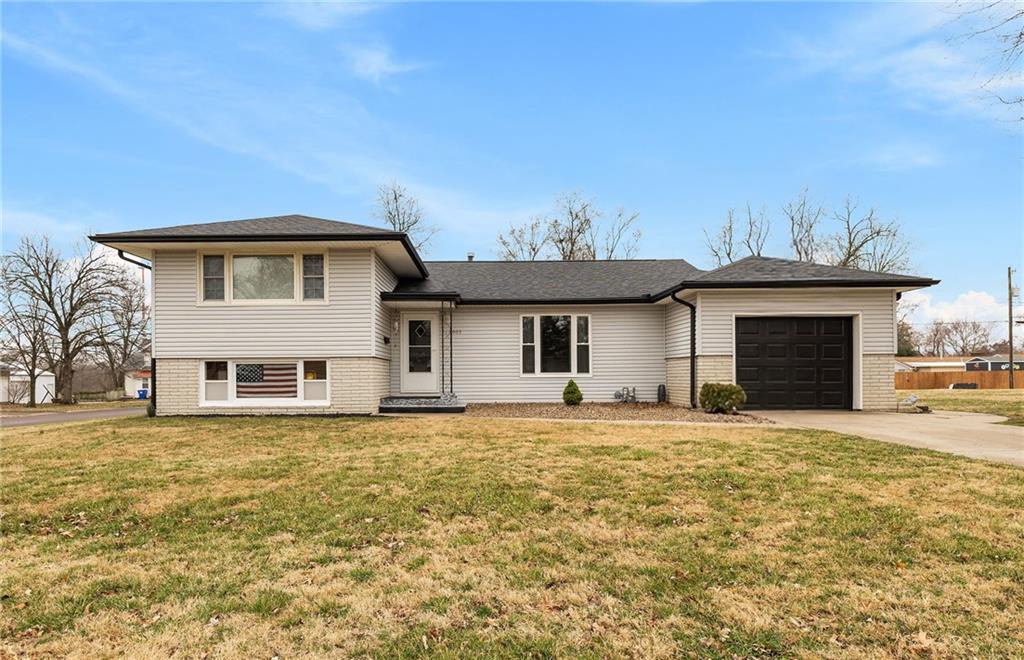 Listing Photo MLS #HMS2605707