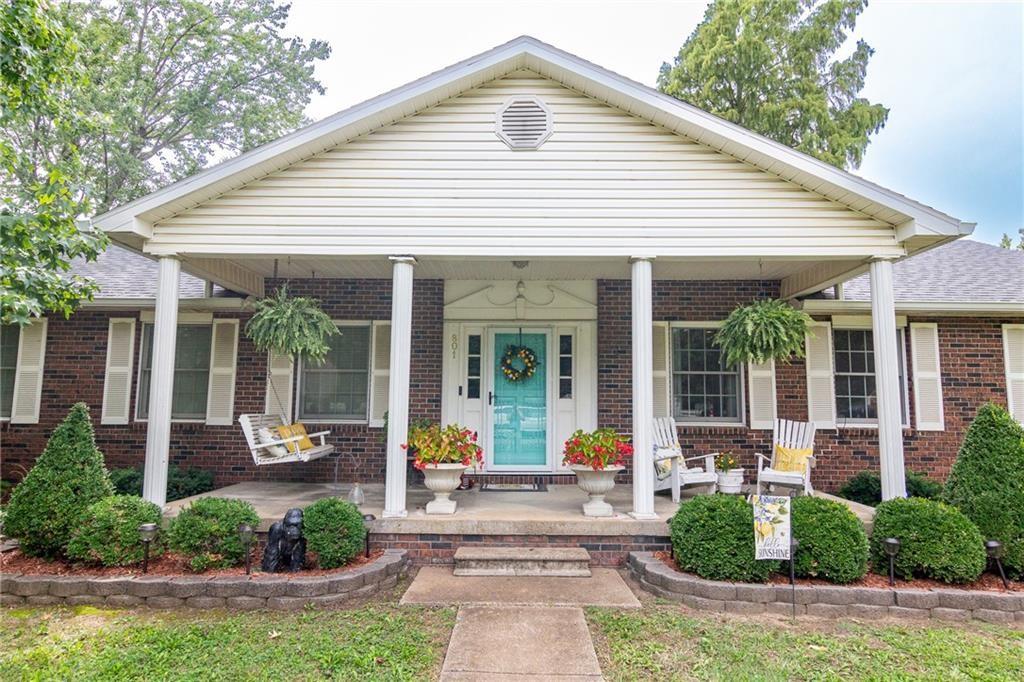 Listing Photo MLS #HMS2605820