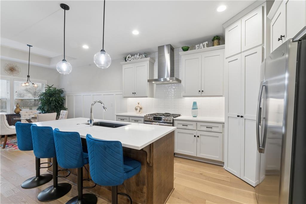 Listing Photo MLS #HMS2605894