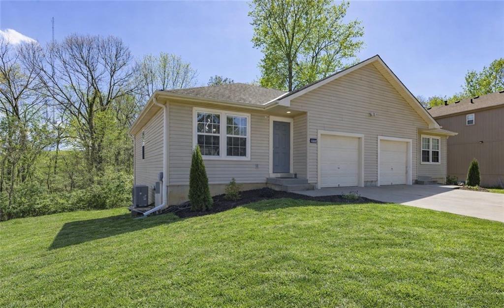 Listing Photo MLS #HMS2606014