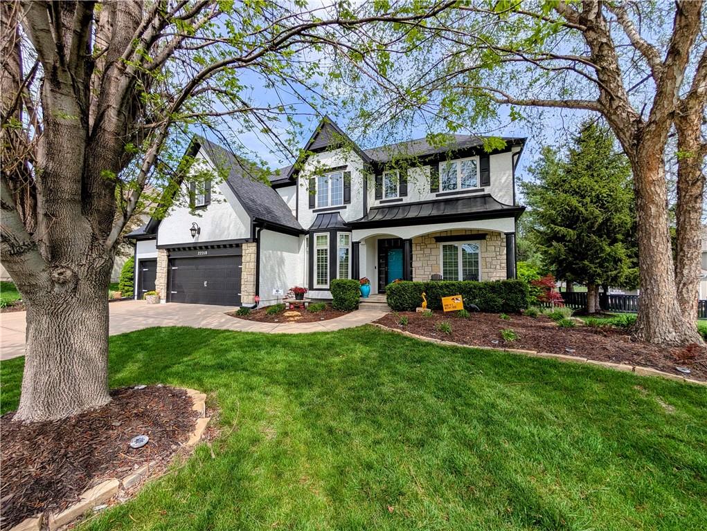 Listing Photo MLS #HMS2606407