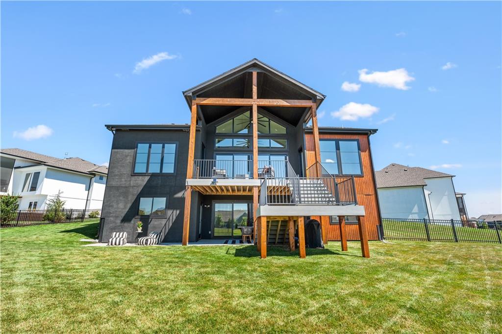 Listing Photo MLS #HMS2606412