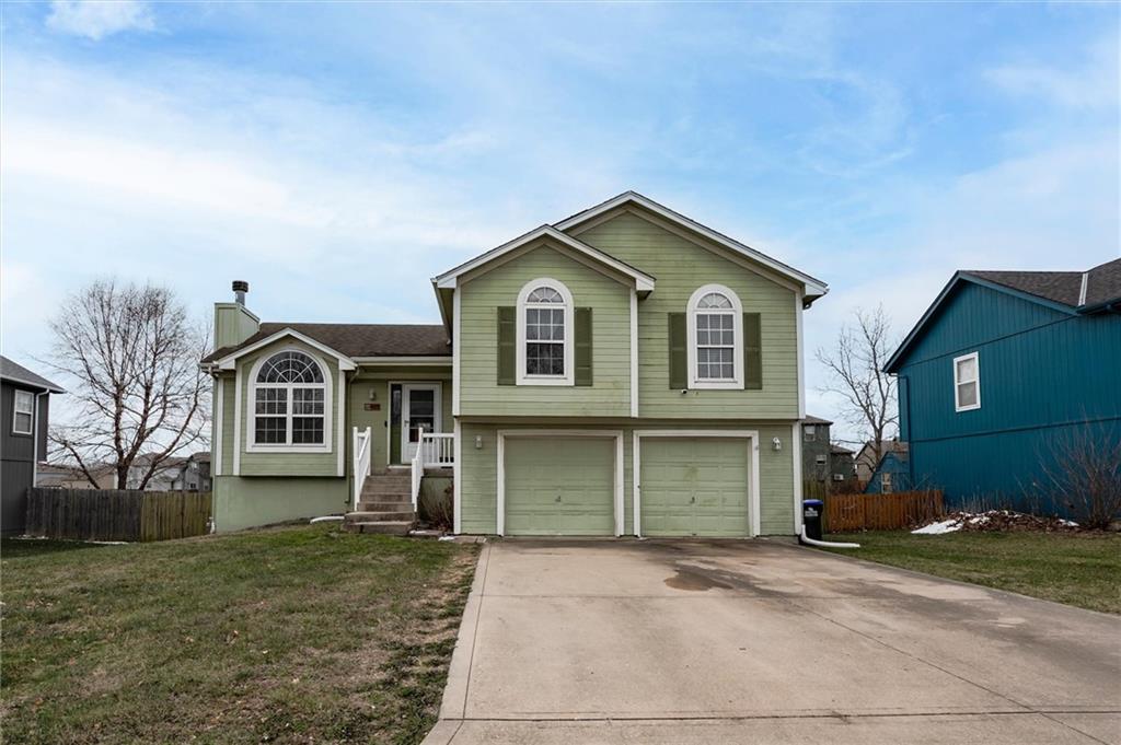 Listing Photo MLS #HMS2607538