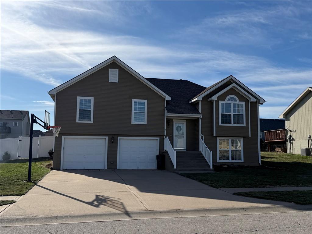 Listing Photo MLS #HMS2607574