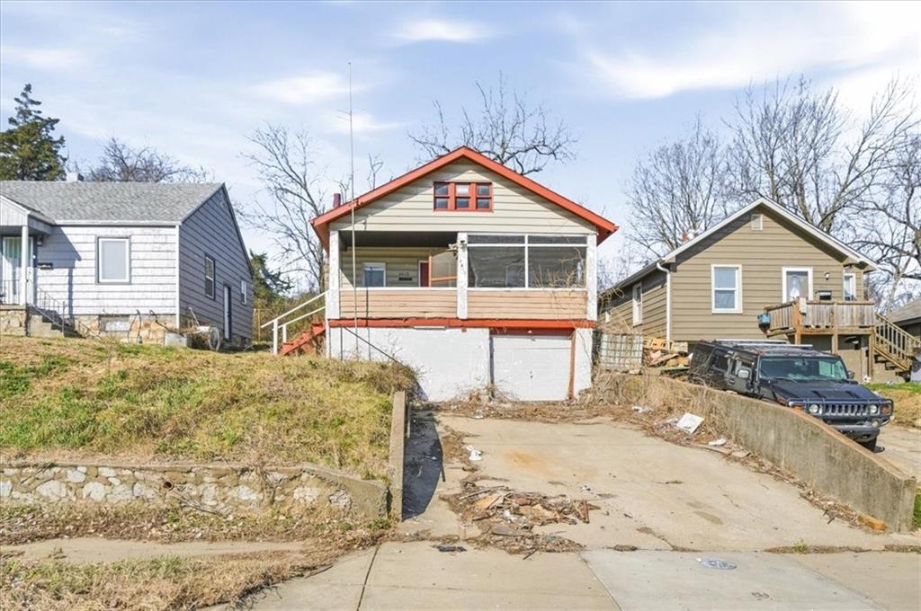 Listing Photo MLS #HMS2607650