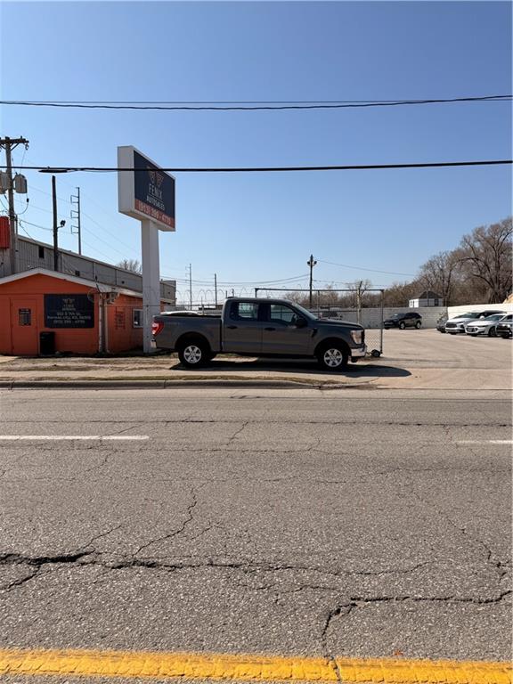 Listing Photo MLS #HMS2607804