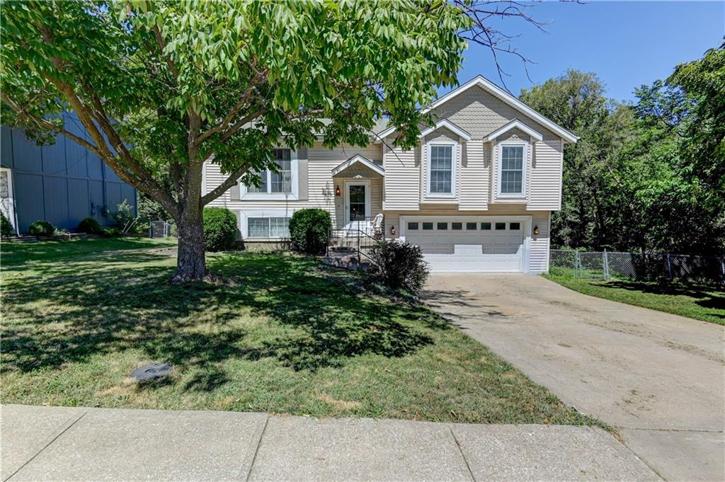Listing Photo MLS #HMS2607954