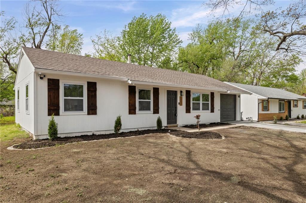 Listing Photo MLS #HMS2608320