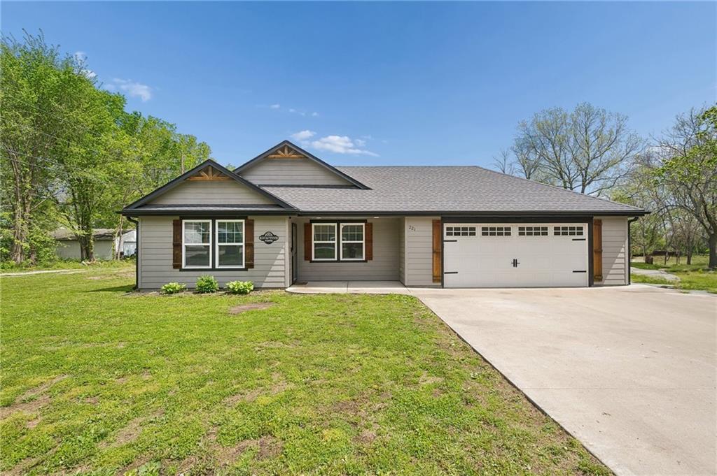 Listing Photo MLS #HMS2608710