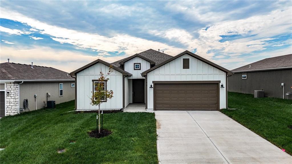 Listing Photo MLS #HMS2608820