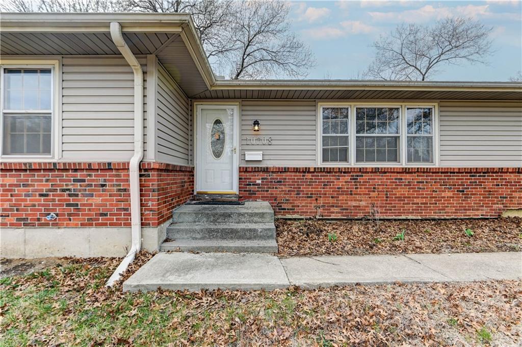 Listing Photo MLS #HMS2609258