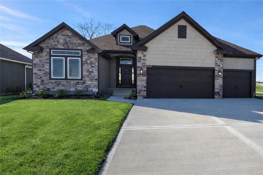 Listing Photo MLS #HMS2609274