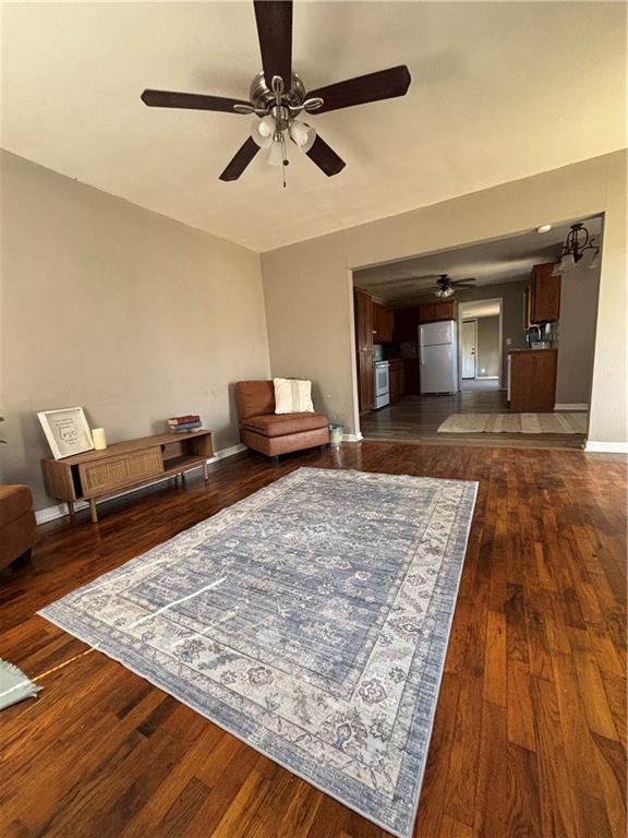 Listing Photo MLS #HMS2609345