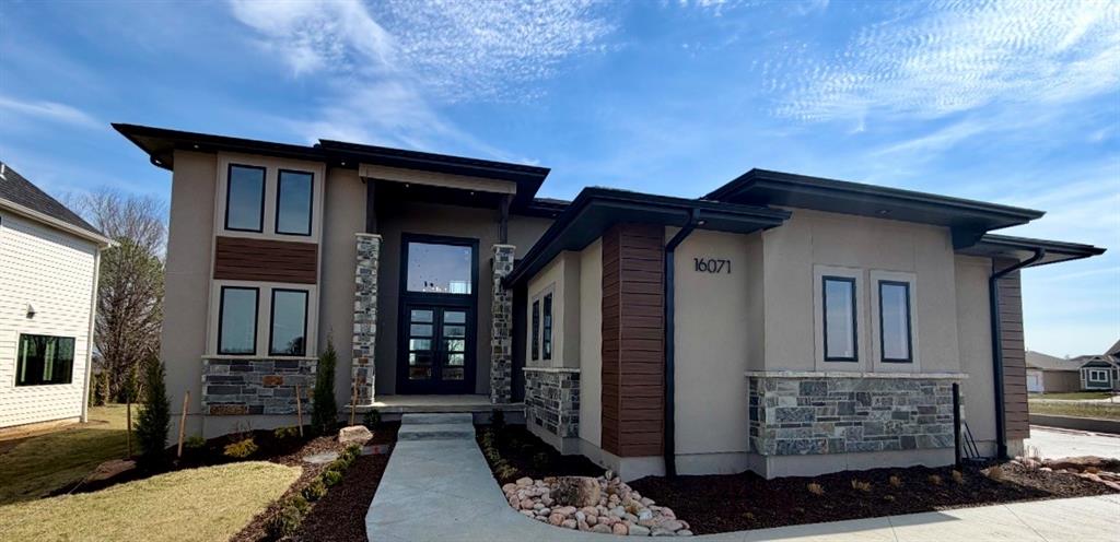 Listing Photo MLS #HMS2609417