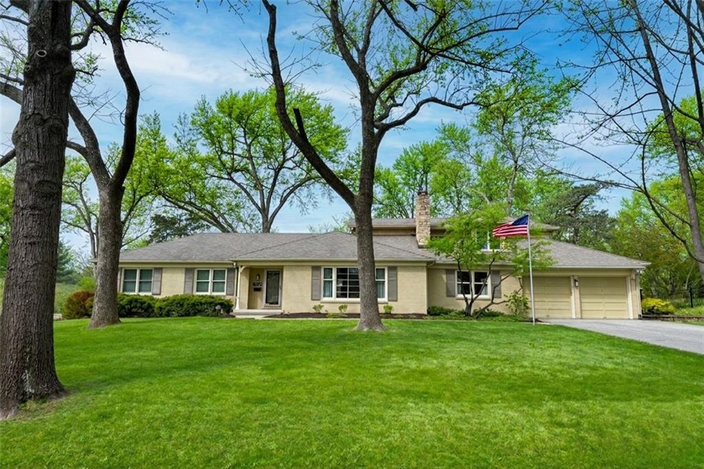 Listing Photo MLS #HMS2609729