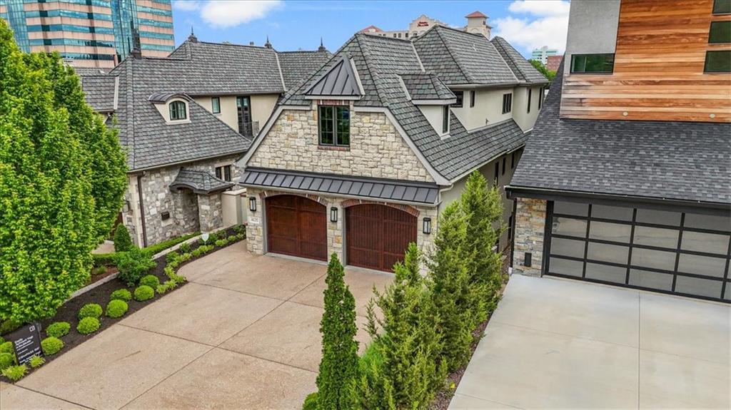 Listing Photo MLS #HMS2610160