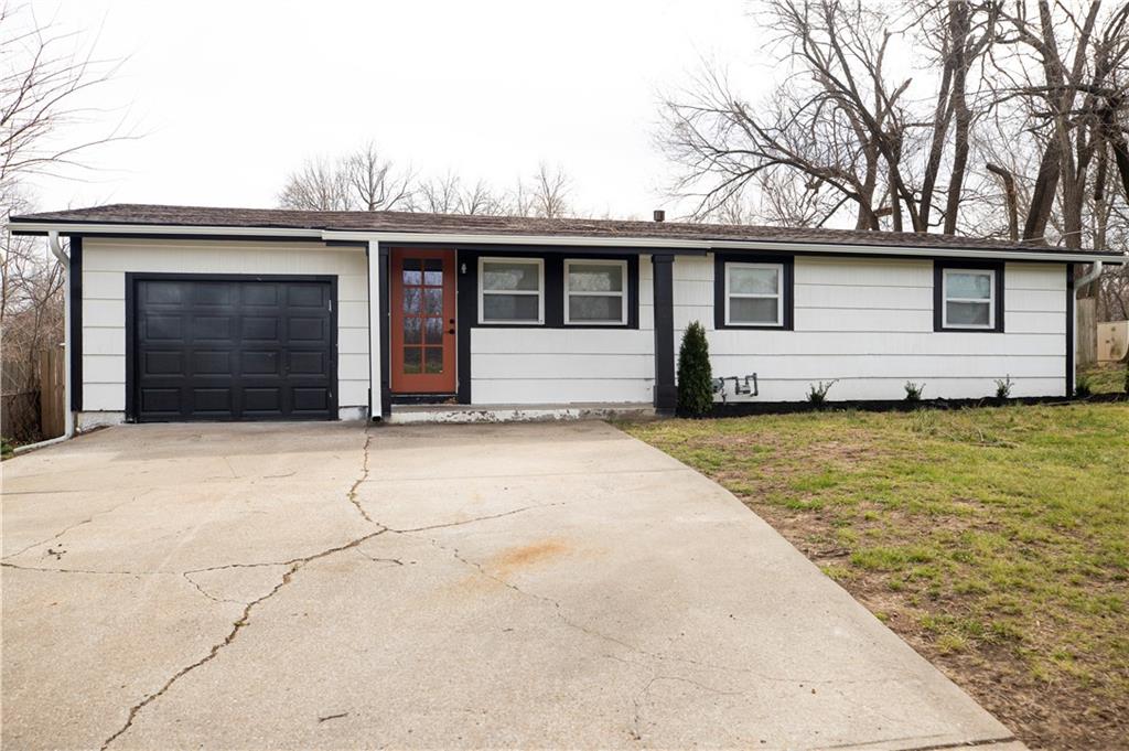 Listing Photo MLS #HMS2610176