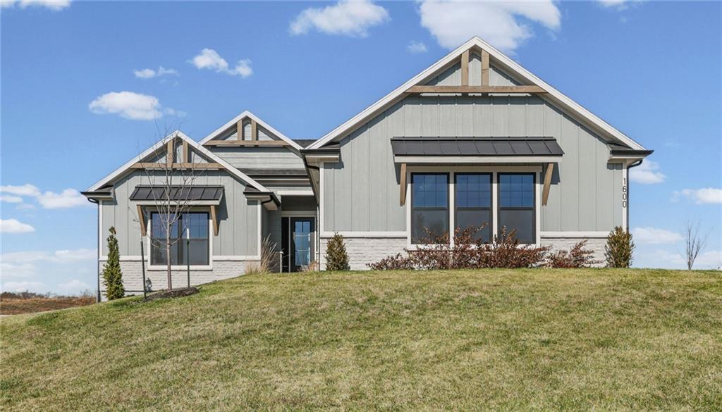 Listing Photo MLS #HMS2610210