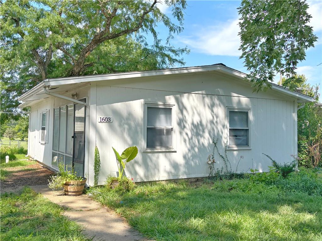 Listing Photo MLS #HMS2610317