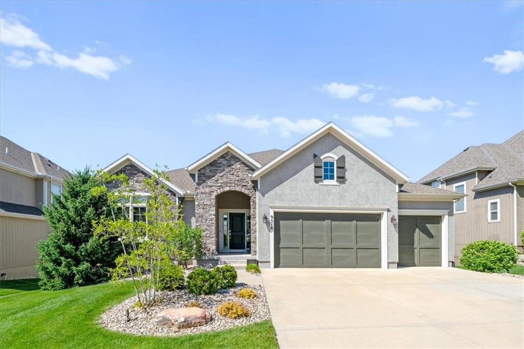 Listing Photo MLS #HMS2610319