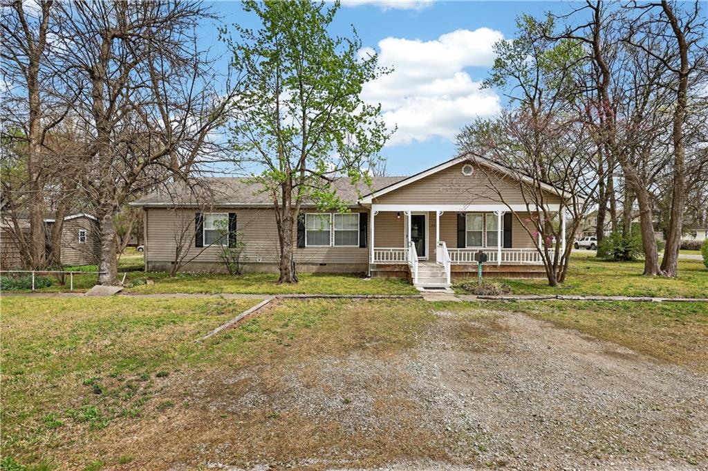 Listing Photo MLS #HMS2610557