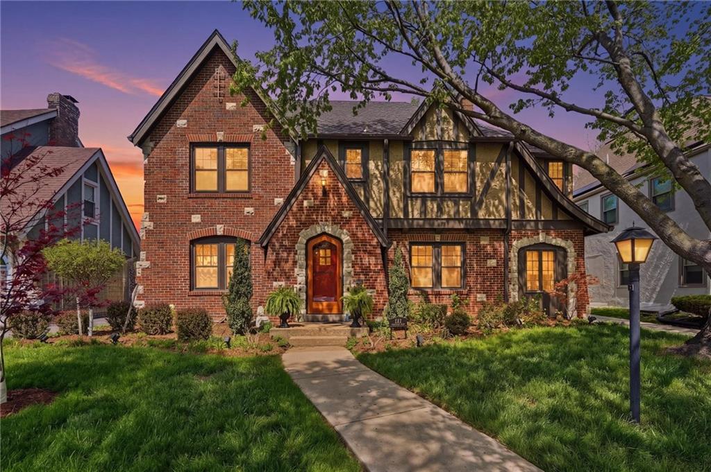 Listing Photo MLS #HMS2610582