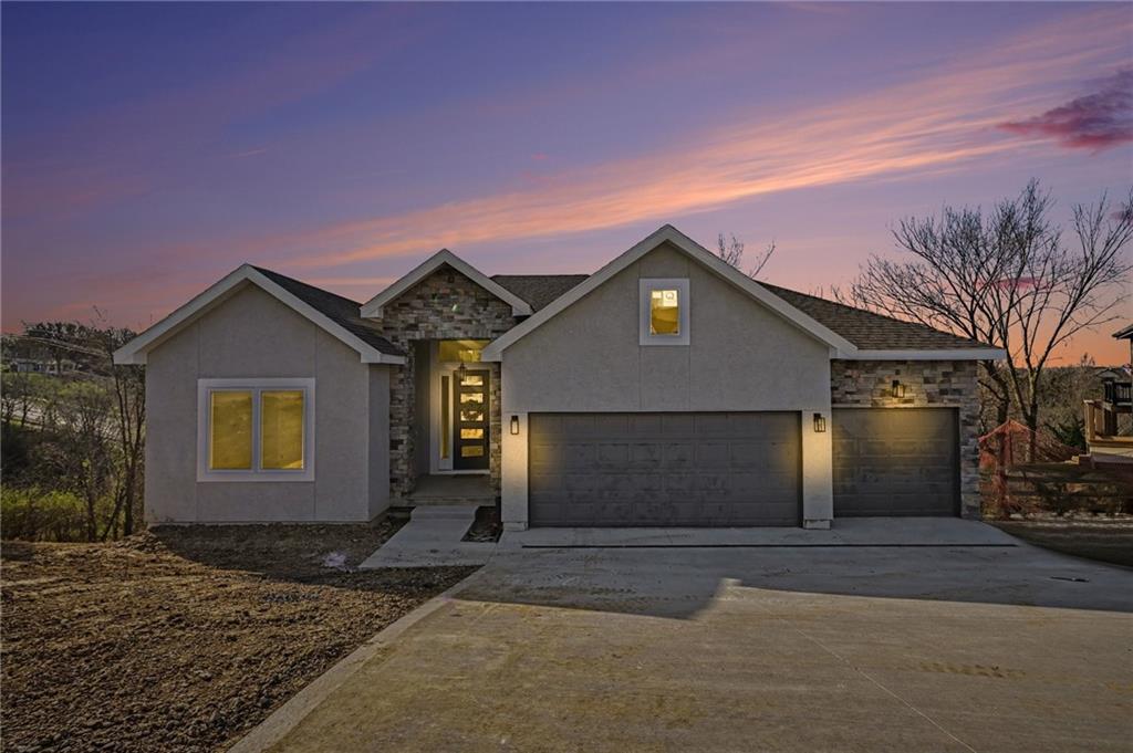 Listing Photo MLS #HMS2611868