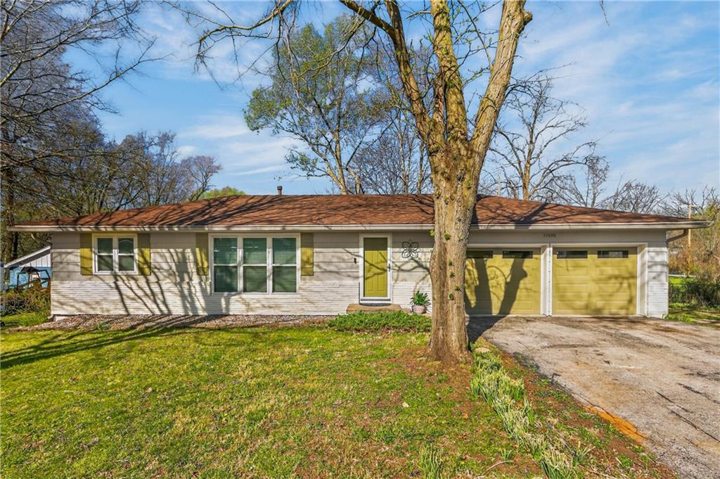 Listing Photo MLS #HMS2611902