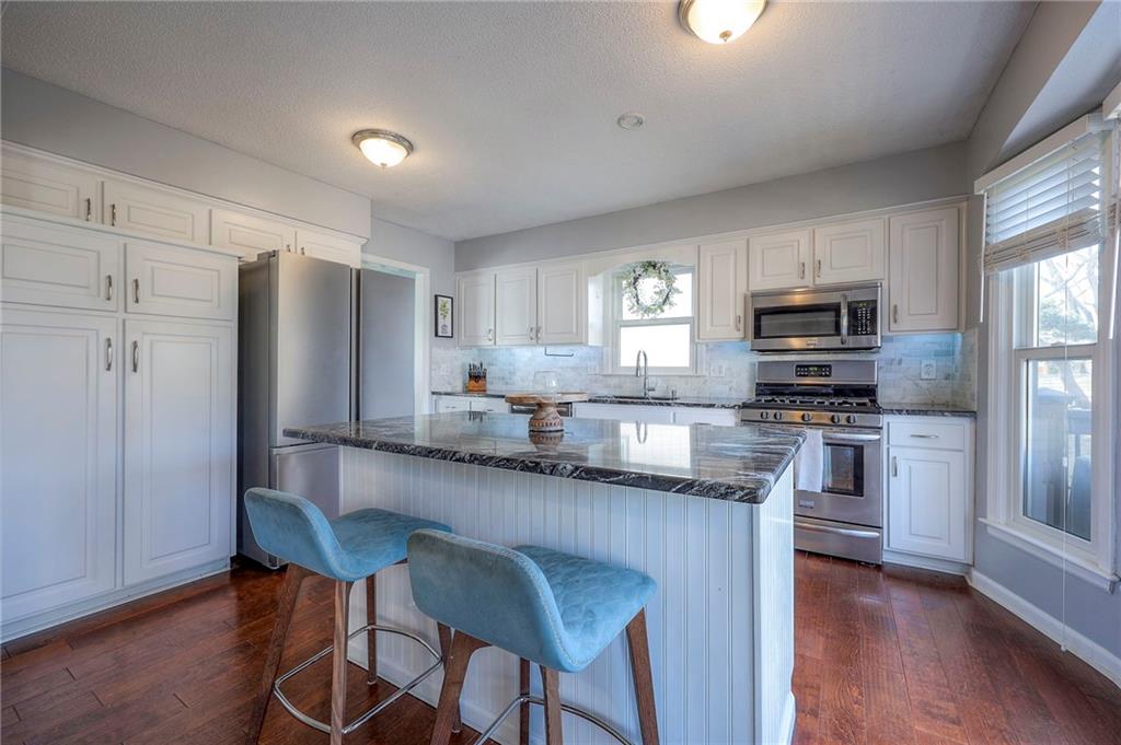 Listing Photo MLS #HMS2612112