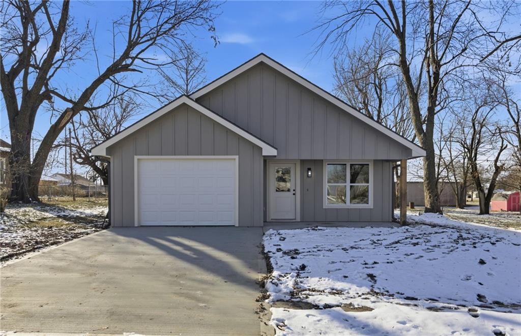 Listing Photo MLS #HMS2612665