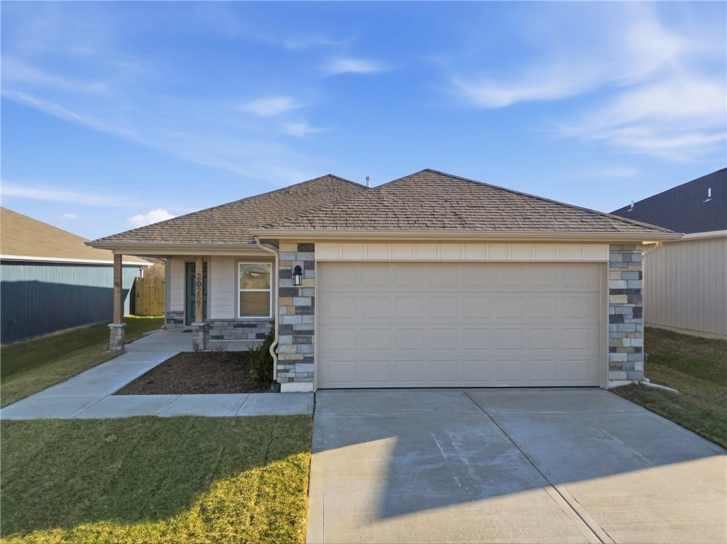 Listing Photo MLS #HMS2612831
