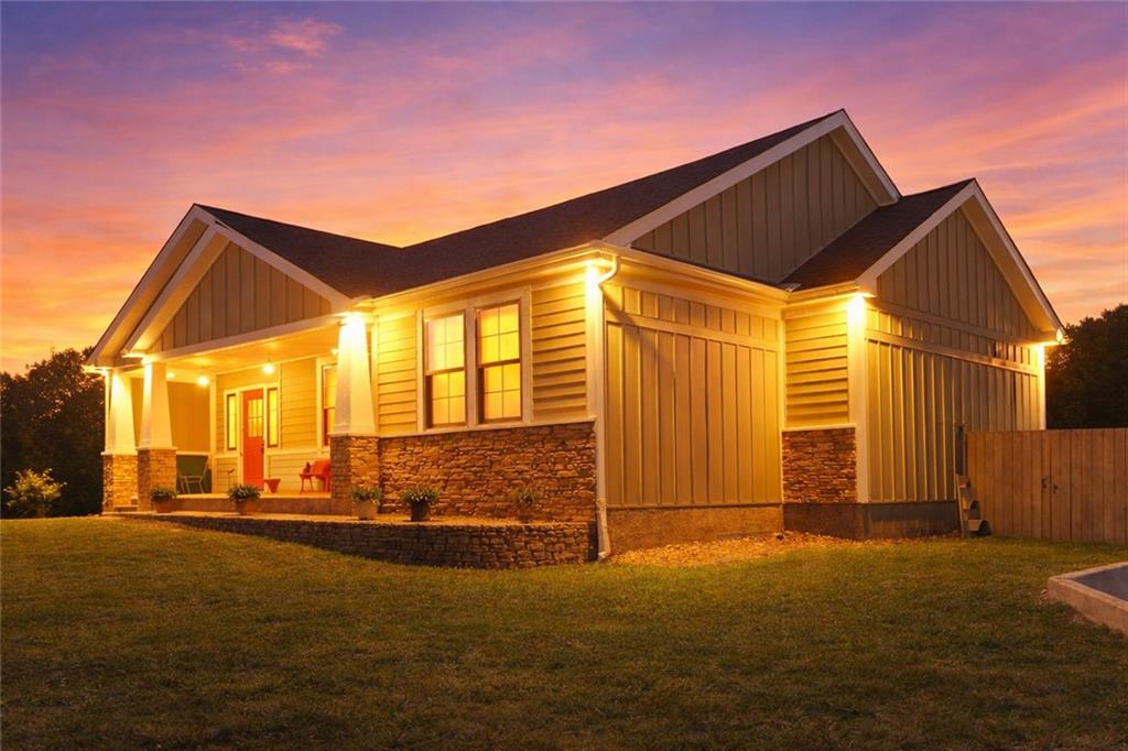 Listing Photo MLS #HMS2613173