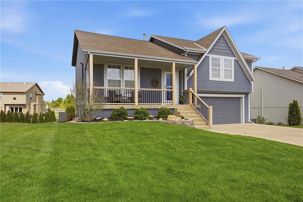 Listing Photo MLS #HMS2613326