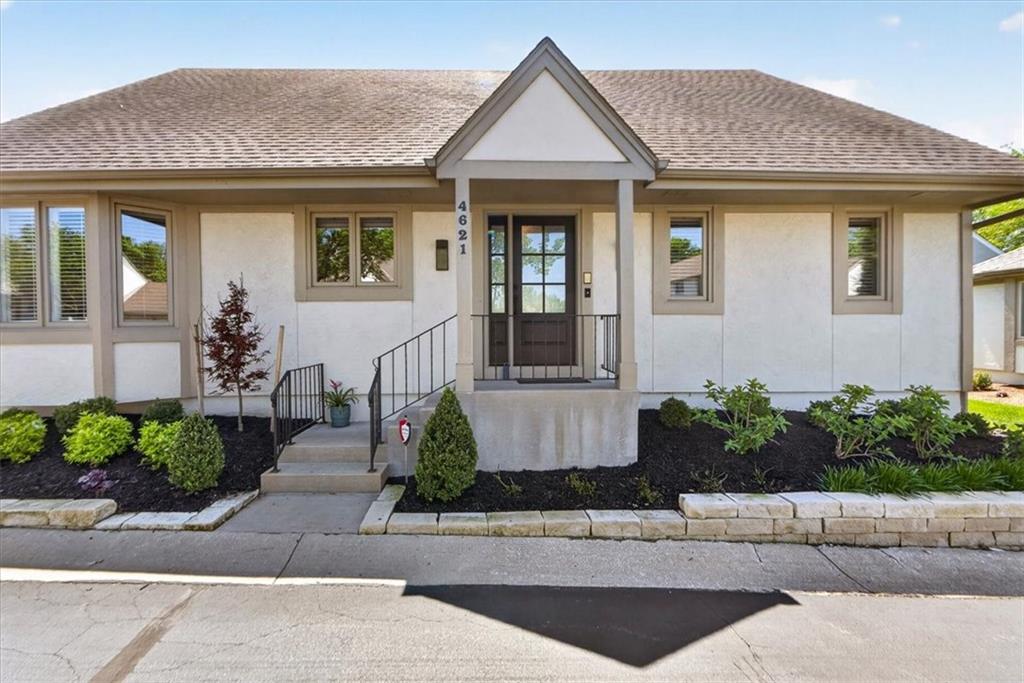 Listing Photo MLS #HMS2613404