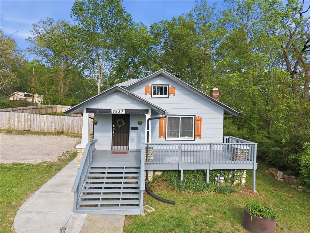 Listing Photo MLS #HMS2613448