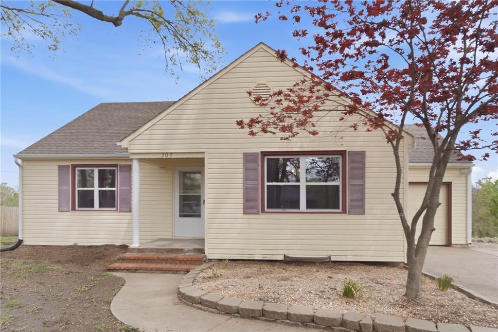 Listing Photo MLS #HMS2613481