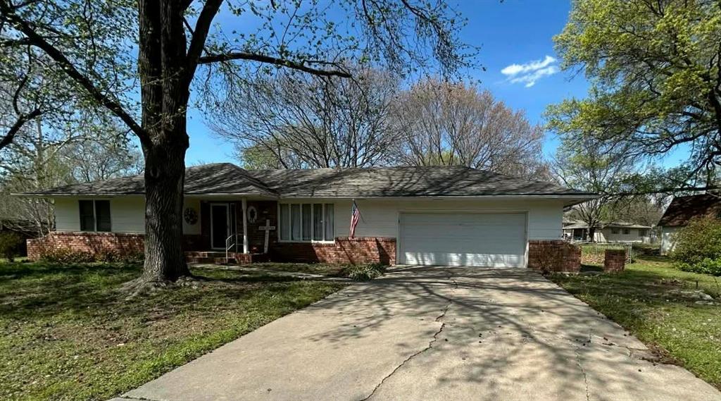 Listing Photo MLS #HMS2613502