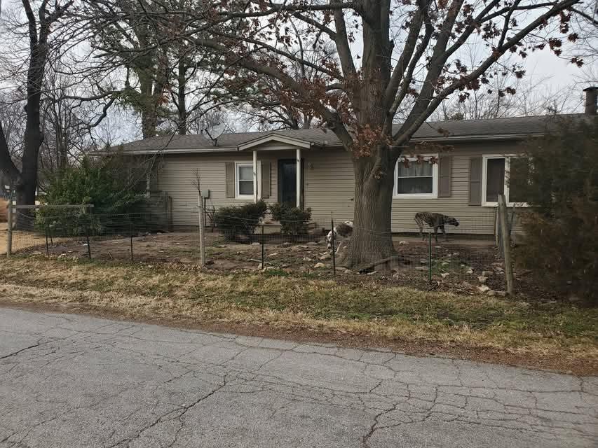 Listing Photo MLS #HMS2613694