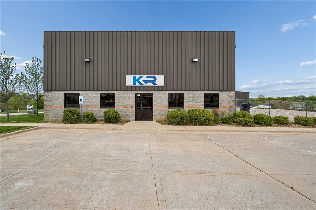 Listing Photo MLS #HMS2613902