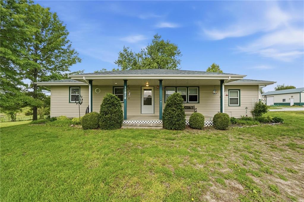 Listing Photo MLS #HMS2613974