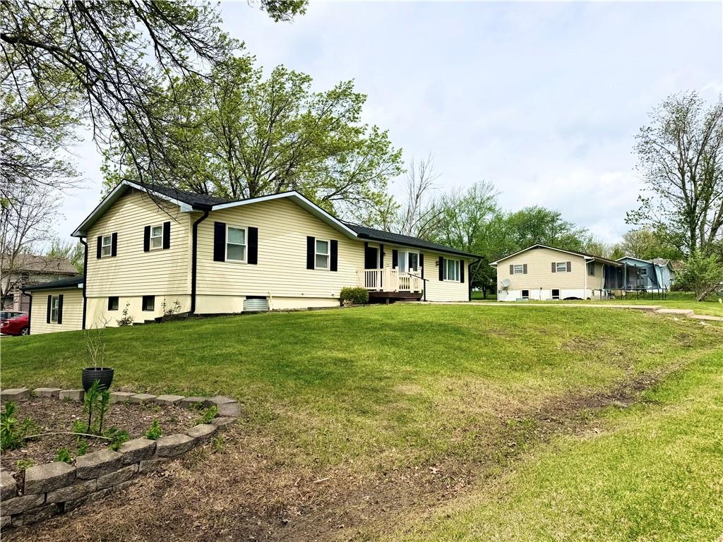 Listing Photo MLS #HMS2614040