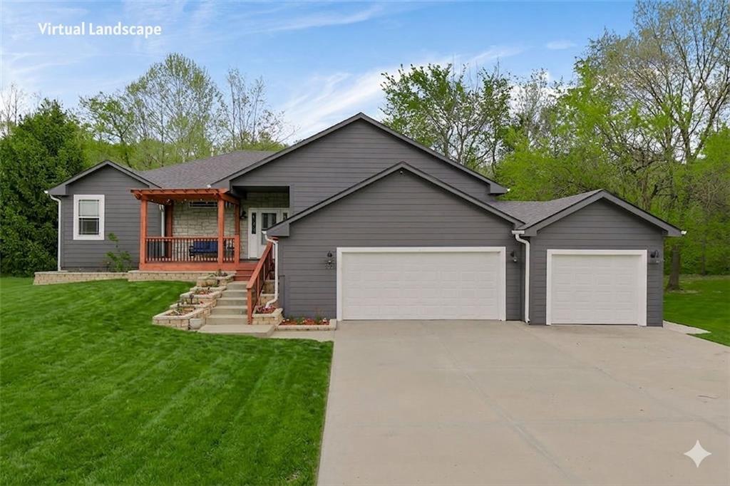 Listing Photo MLS #HMS2614271